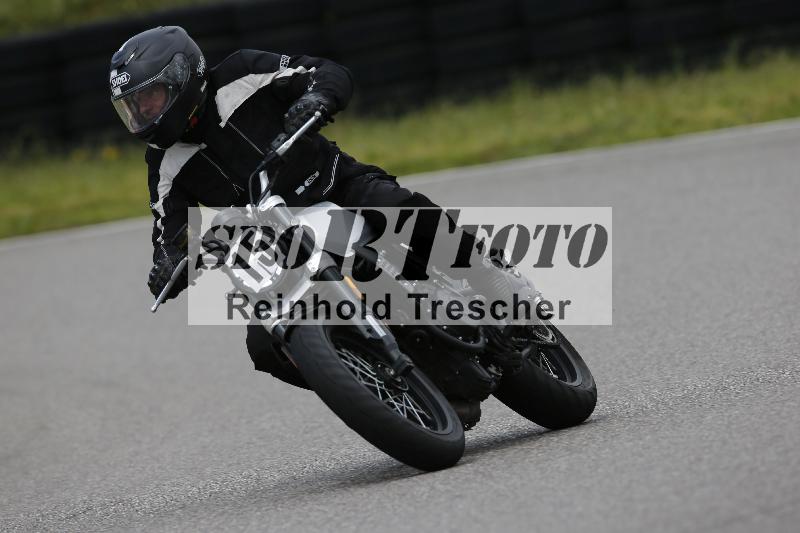 Archiv-2023/17 10.05.2023 Max Racing ADR/Gruppe gruen/15